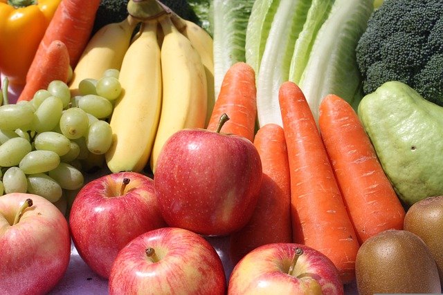 fruits and vegetables high in fiber
